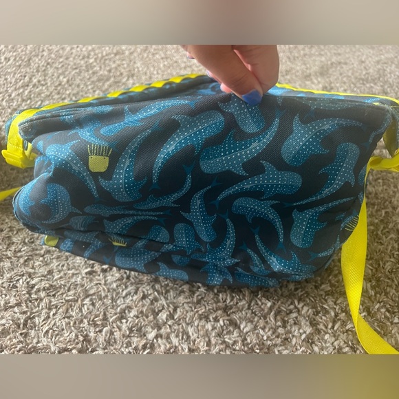 Crate and Barrel kids backpack and lunch box - Picture 4 of 6